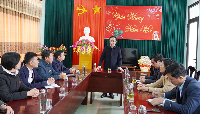 Đồng chí Phó Chủ tịch HĐND tỉnh Hoàng Xuân Tân thăm hỏi tình hình hoạt động tại Cơ sở cai nghiện ma túy tỉnh.