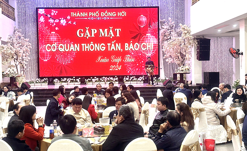 Quang cảnh buổi gặp mặt.