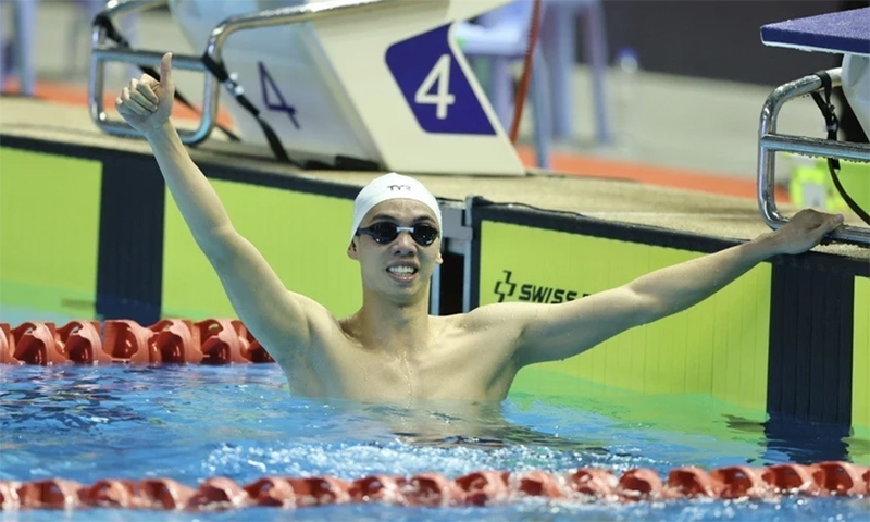 "Kình ngư" Huy Hoàng liên tiếp lập kỷ lục tại Giải bơi các nhóm tuổi châu Á