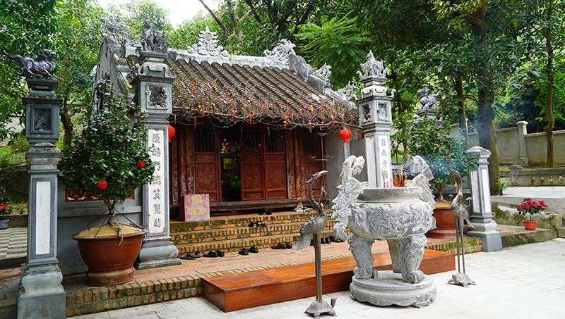 Khu di tích lịch sử văn hóa Đền Thánh mẫu Liễu Hạnh, điểm đến của nhiều du khách