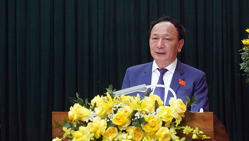 Đồng chí Chủ tịch HĐND tỉnh Trần Hải Châu phát biểu tại kỳ họp