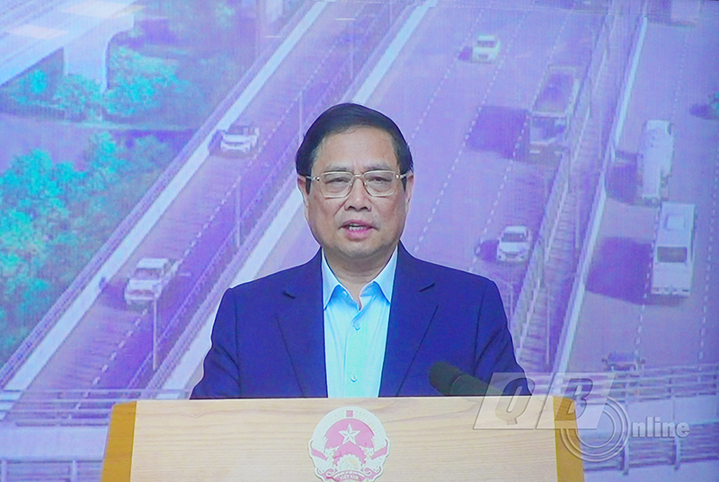 Thủ tướng Chính phủ Phạm Minh Chính phát biểu chỉ đạo tại phiên họp