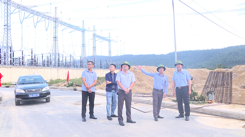 Lãnh đạo huyện Quảng Trạch kiểm tra tiến độ giải phóng mặt bằng dự án đường dây 500kV mạch 3.