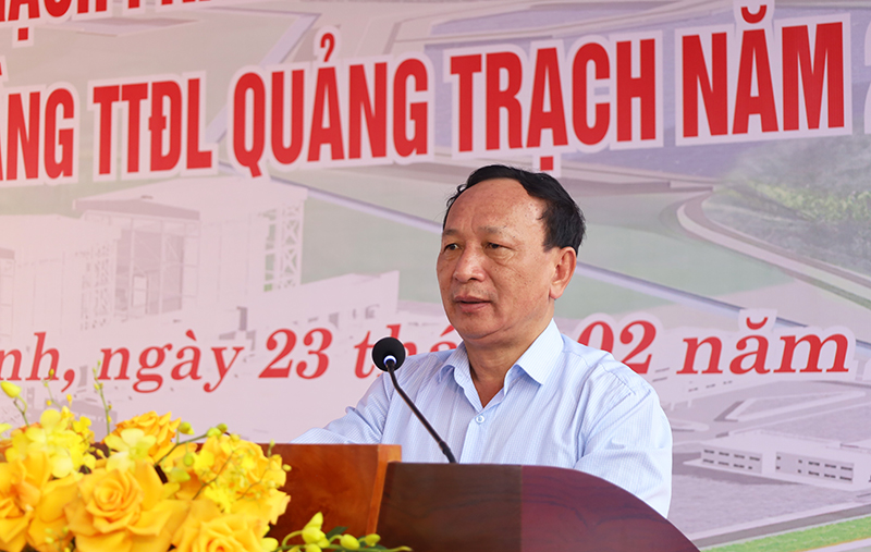  Đồng chí Phó Bí thư Thường trực Tỉnh ủy Trần Hải Châu phát biểu tại buổi lễ.