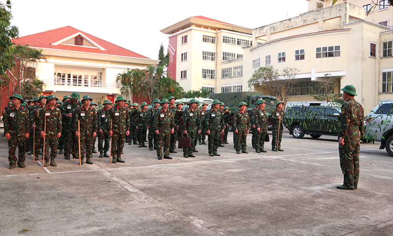 Hạ đạt mệnh lệnh hành quân.