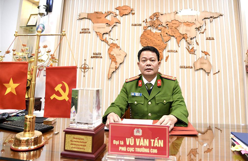 Đại tá Vũ Văn Tấn, Phó Cục trưởng Cục Cảnh sát quản lý hành chính về trật tự xã hội, Bộ Công an.