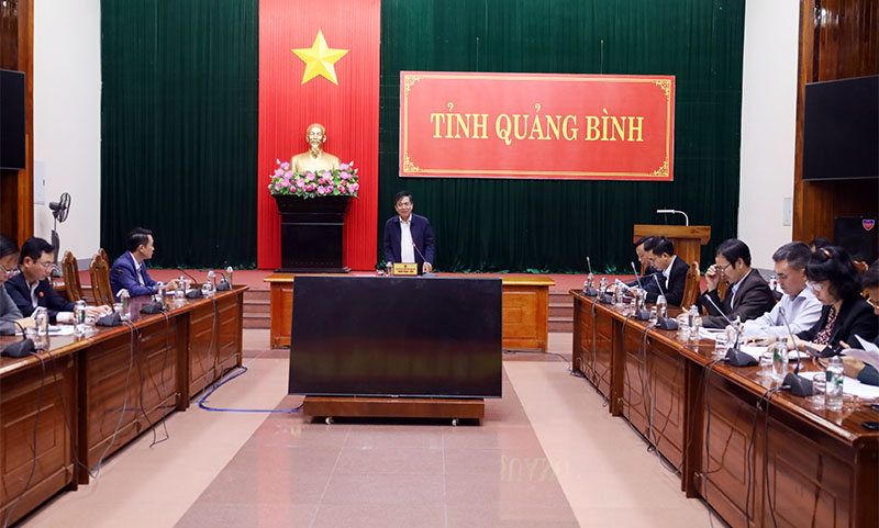 Đồng chí Đoàn Ngọc Lâm, Phó Chủ tịch Thường trực UBND tỉnh phát biểu kết luận tại hội nghị