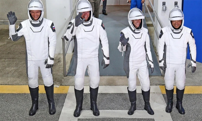 Bốn nhà du hành vũ trụ của Nhật Bản, Đan Mạch, Nga và Mỹ. (Nguồn: AFP)