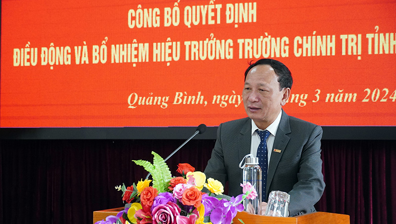 Đồng chí Phó Bí thư Thường trực Tỉnh ủy Trần Hải Châu phát biểu giao nhiệm vụ