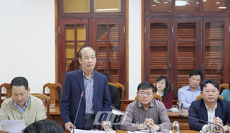 Lãnh đạo UBND huyện Tuyên Hóa phát biểu tại buổi làm việc.