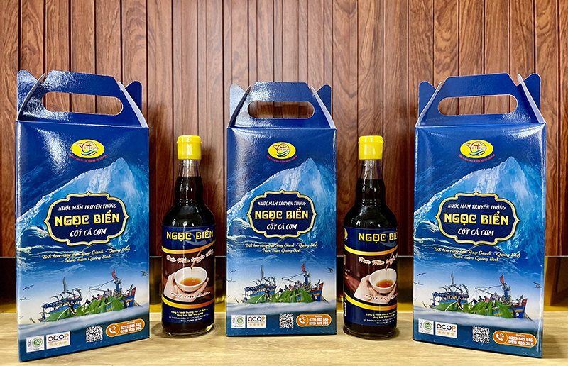 Sản phẩm OCOP 4 sao nước mắm Ngọc Biển của Công ty TNHH thương mại và dịch vụ tổng hợp Việt Trung QB được đánh giá cao về chất lượng.