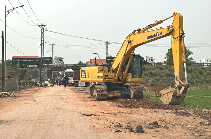 Dự án nâng cấp tuyến đường Tạ Quang Bửu, đoạn nối từ đường Tôn Đức Thắng tới đường Triệu Quang Phục đang được TP. Đồng Hới triển khai.