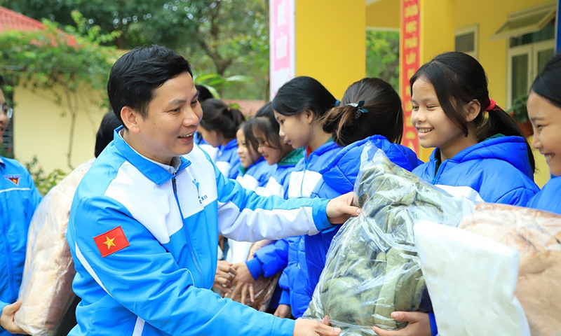 Nhiều hoạt động ý nghĩa được tuổi trẻ Quảng Bình tổ chức tại lễ ra quân Tháng Thanh niên