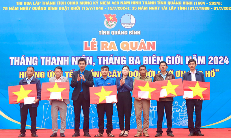 Nhiều hoạt động ý nghĩa được tuổi trẻ Quảng Bình tổ chức tại lễ ra quân Tháng Thanh niên.