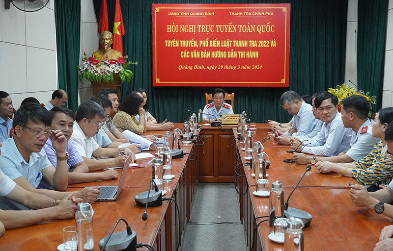 Phó Chánh Thanh tra tỉnh Nguyễn Văn Ước chủ trì tại điểm cầu Quảng Bình.