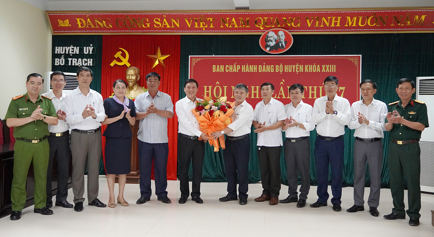 Đồng chí Nguyễn Ngọc Tuấn được bầu giữ chức vụ Bí thư Huyện ủy Bố Trạch