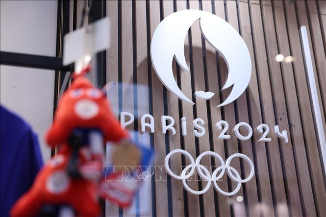 Biểu tượng Thế vận hội mùa hè (Olympic) 2024 tại Paris, Pháp. Ảnh minh họa: AFP/TTXVN