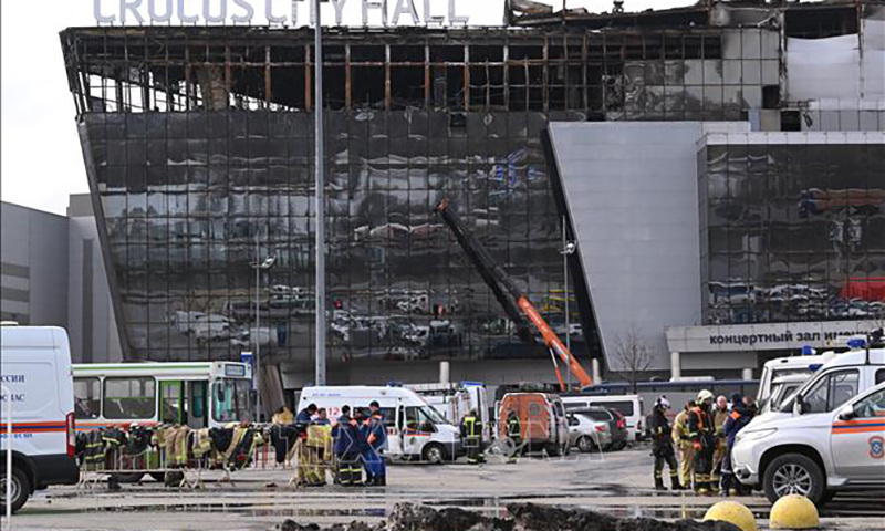 Hiện trường vụ tấn công khủng bố tại nhà hát Crocus City Hall ở Moskva, Nga, ngày 26/3/2024. Ảnh minh họa: AFP/TTXVN