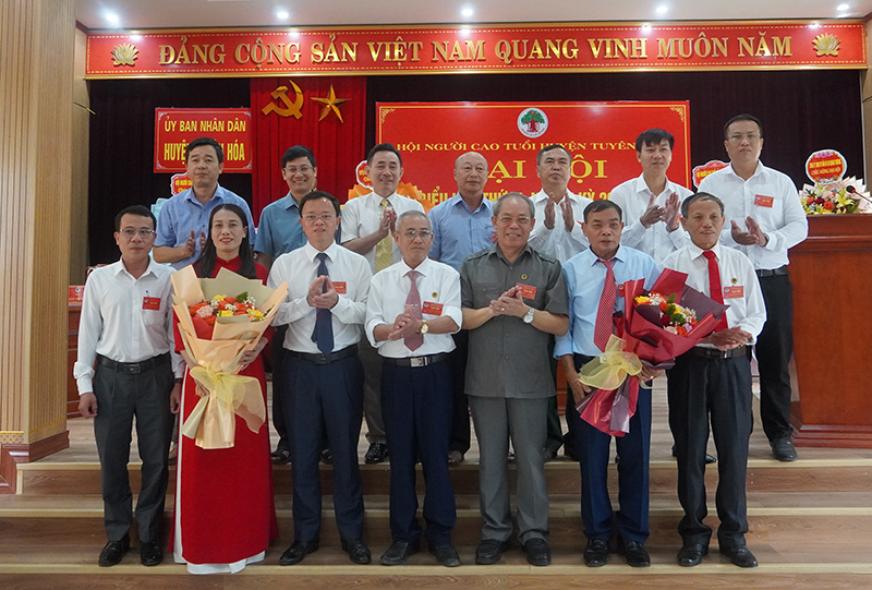Ban chấp hành Hội Người cao tuổi huyện Tuyên Hóa nhiệm kỳ 2021-2026 ra mắt.