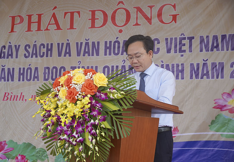 Đồng chí Phó Chủ tịch UBND tỉnh Hoàng Xuân Tân phát biểu tại lễ phát động