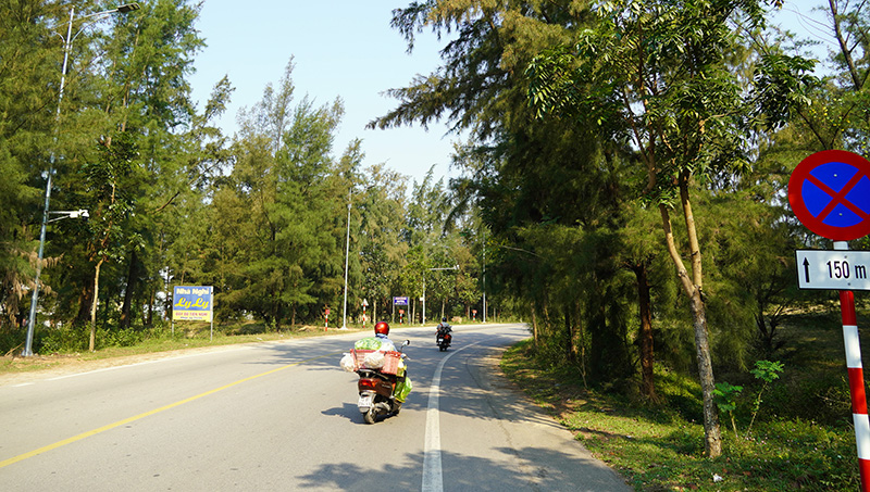 “Điểm đen” cuối đường Trương Pháp tiếp giáp với xã Quang Phú.