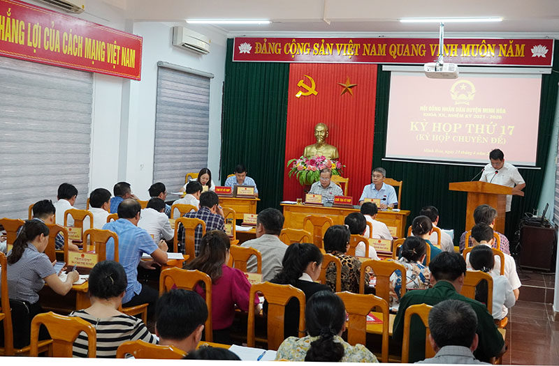 Kỳ họp đã thông qua Nghị quyết tán thành chủ trương thành lập xã Tân Thành.
