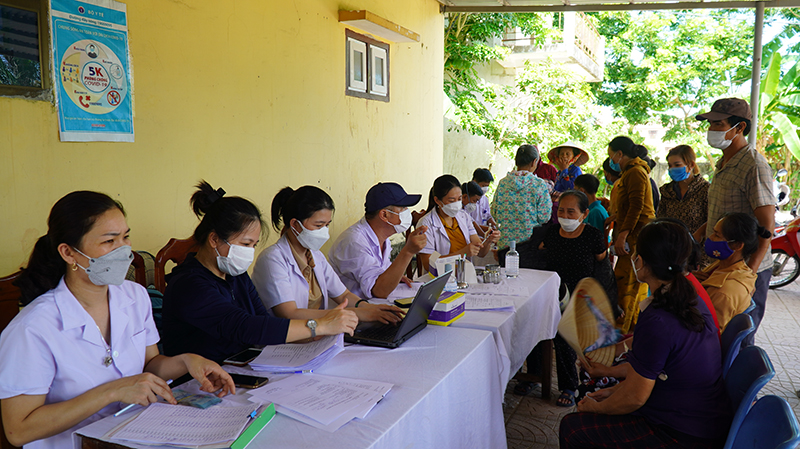 Trung tâm Kiểm soát bệnh tật tỉnh tăng cường khám, phát hiện chủ động bệnh lao cho người dân trong tỉnh.
