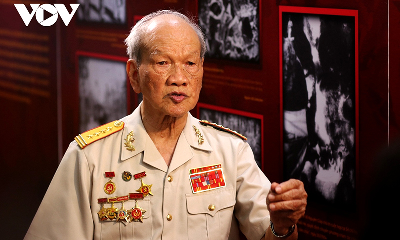 Đại tá Nguyễn Hữu Tài nhớ như in những ngày tháng chiến đấu quên mình trên chiến trường Điện Biên Phủ, đặc biệt là kỷ niệm, dấu ấn về Đại tướng Võ Nguyên Giáp.