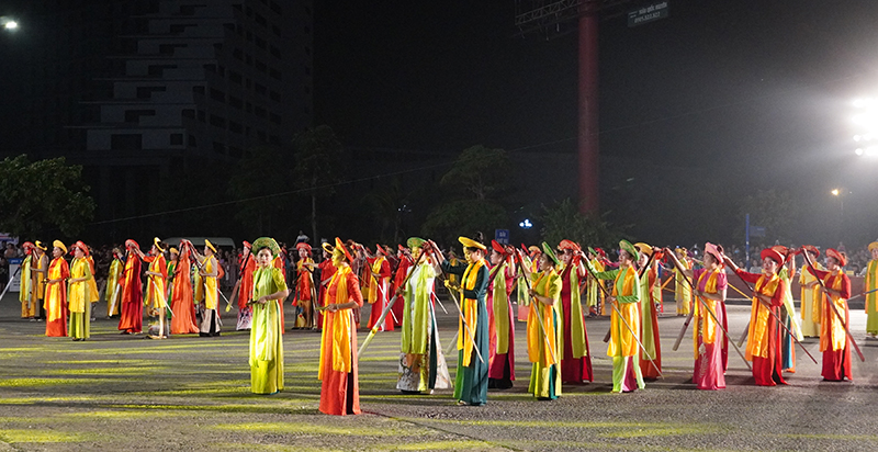 Màn chèo cạn.