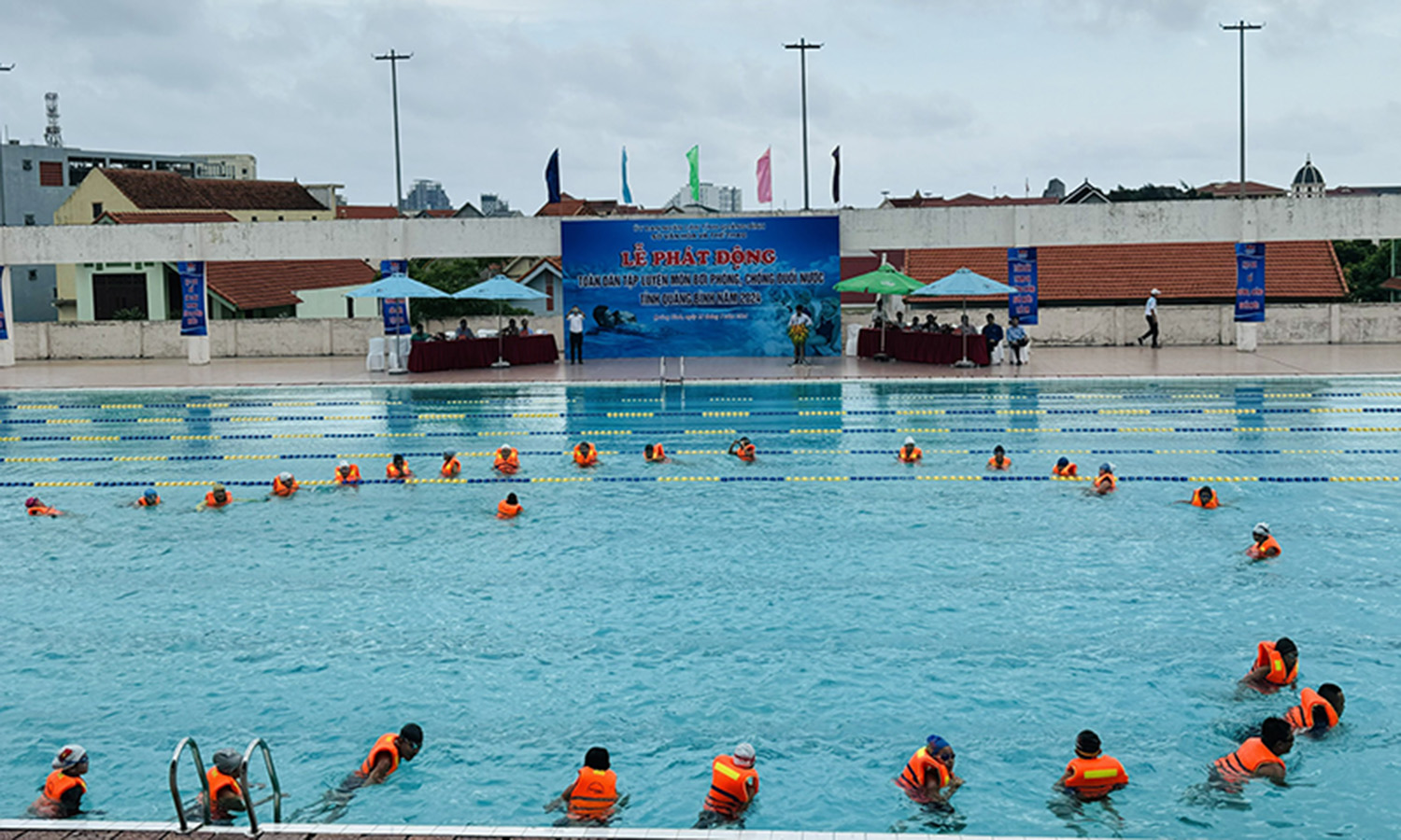 Lễ phát động toàn dân tập luyện môn bơi phòng, chống đuối nước
