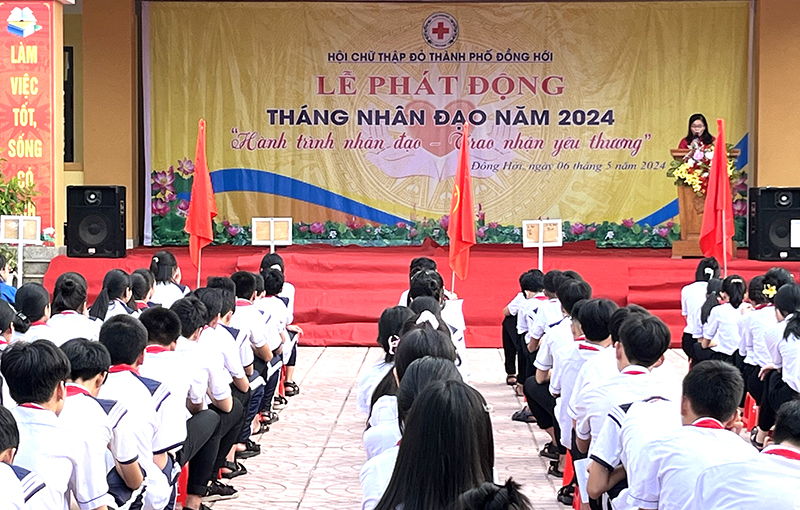 Quang cảnh lễ phát động Tháng nhân đạo năm 2024.