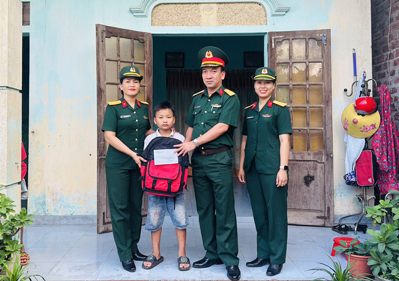 LLVT thành phố đã tham gia tích cực, có hiệu quả phong trào “Cả nước chung tay vì người nghèo-Không để ai bị bỏ lại phía sau”.