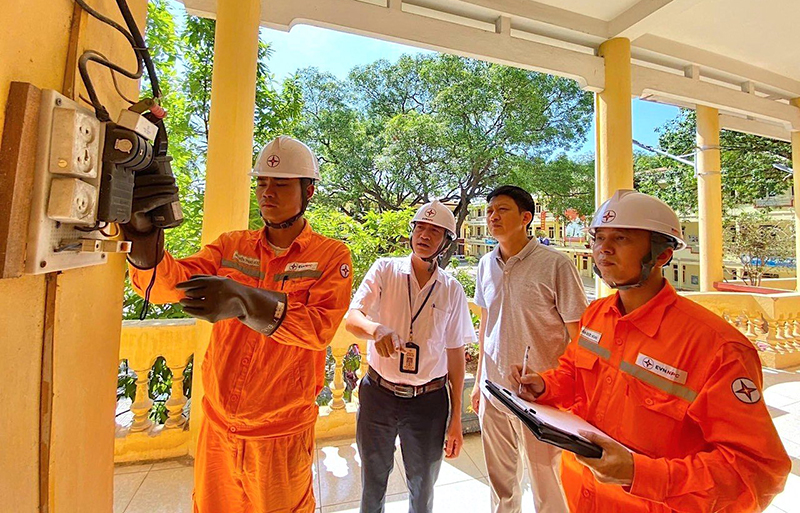 EVNNPC sẵn sàng bảo đảm điện cho kỳ thi tốt nghiệp THPT và tuyển sinh đại học