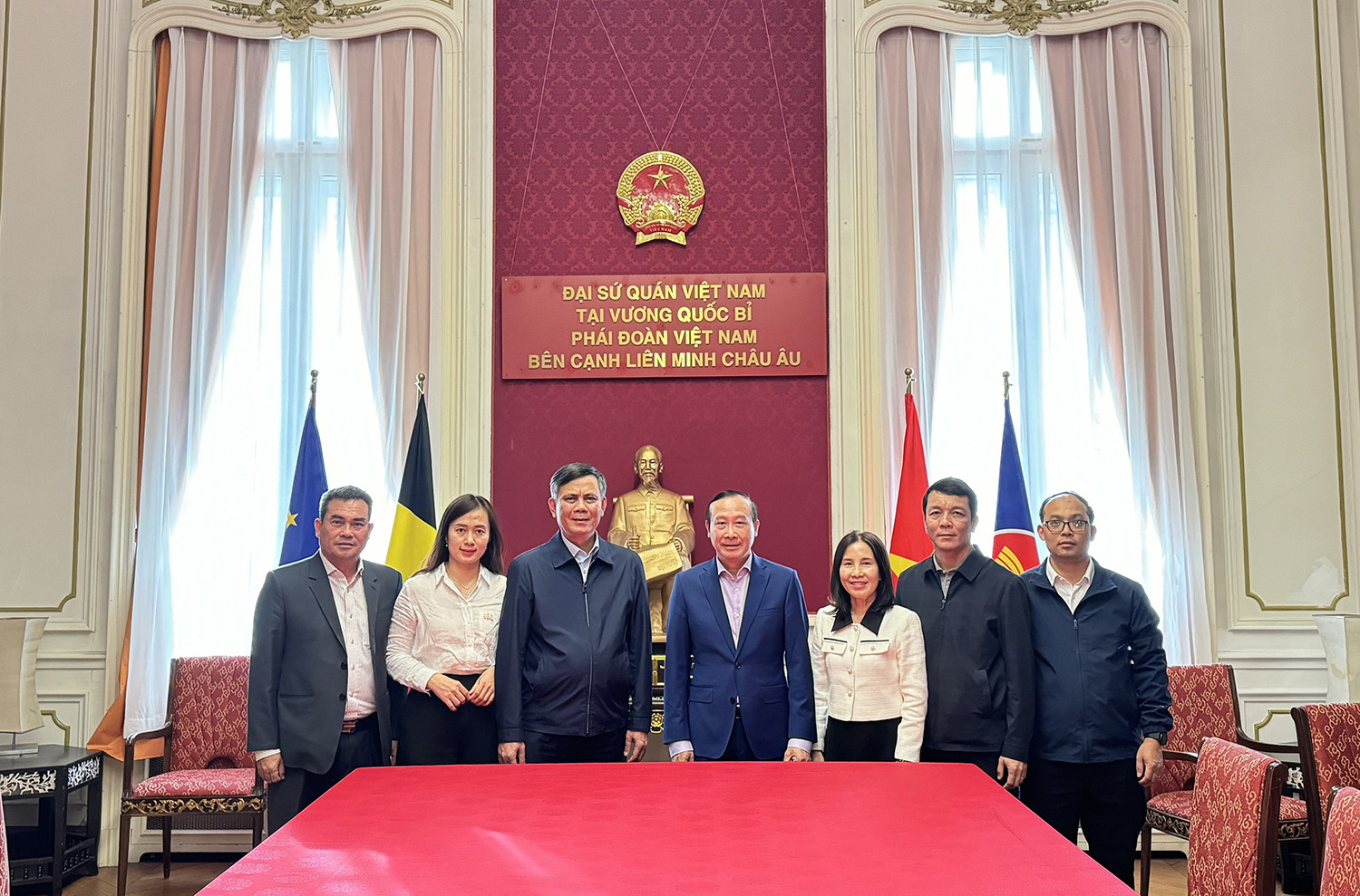 Đoàn công tác tỉnh Quảng Bình làm việc với các Đại sứ quán Việt Nam tại châu Âu
