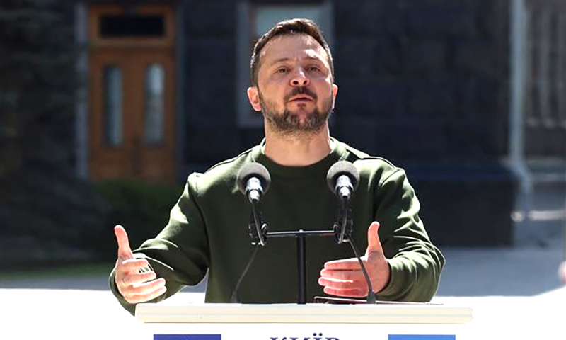 Tổng thống Ukraine Volodymyr Zelensky đã lần đầu tiên công khai chỉ trích lập trường ủng hộ Nga của Trung Quốc. Ảnh: AFP/TTXVN