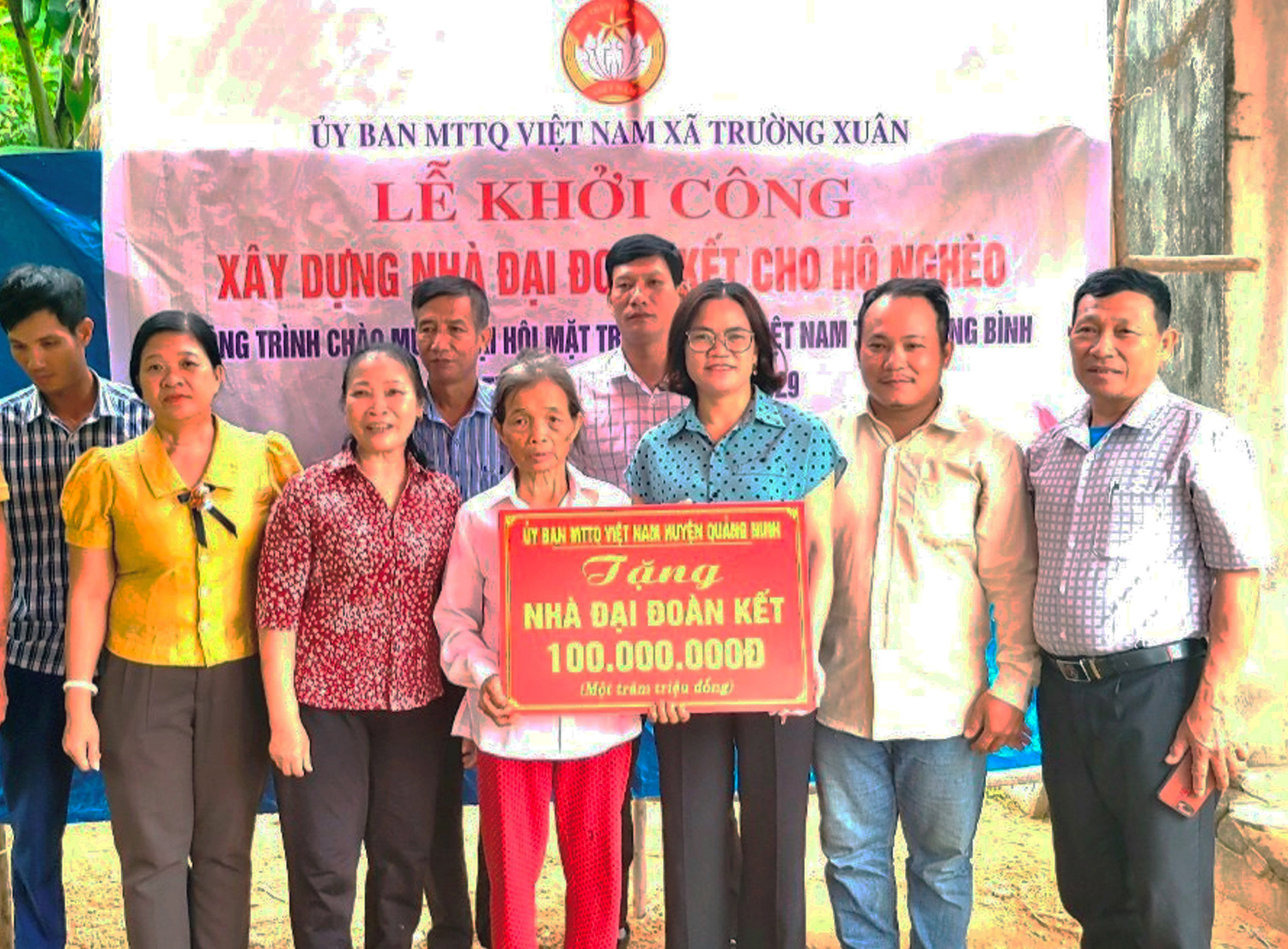 Quảng Ninh: Khởi công xây dựng nhà 