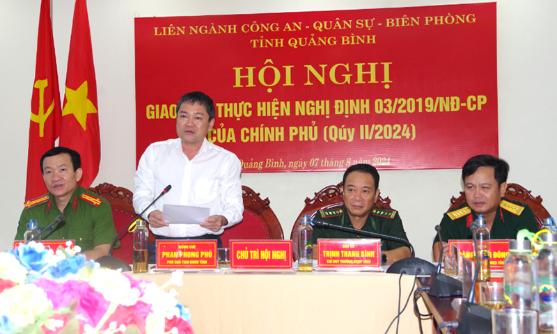 Phối hợp giữ vững an ninh trật tự và thực hiện tốt nhiệm vụ quốc phòng