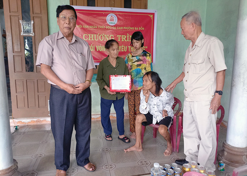 Chung tay xoa dịu nỗi đau da cam