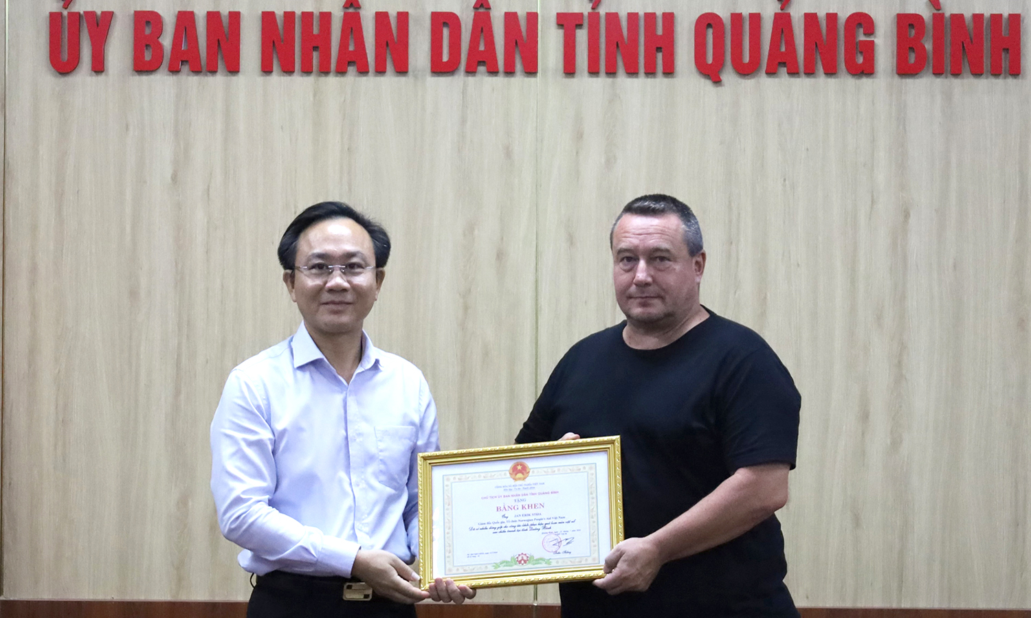 Tiếp tục khắc phục hậu quả bom, mìn sau chiến tranh