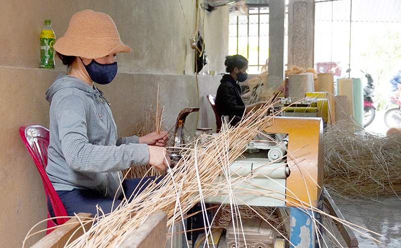 Các ngành nghề và làng nghề truyền thống trên địa bàn TX. Ba Đồn còn nhỏ lẻ, manh mún.