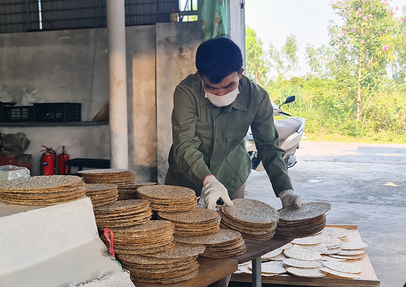 Cơ sở sản xuất tiểu thủ công nghiệp phát huy hiệu quả, góp phần tạo việc làm cho lao động nông thôn.