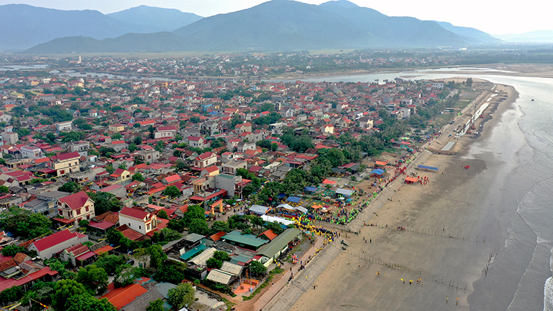 Cửa biển sông Roòn (Quảng Trạch).