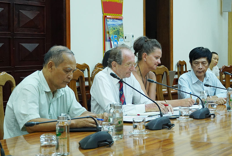 Ông Vaclav Aubrecht, Chủ tịch Phòng Thương mại và Công nghiệp Séc-Việt (Cộng hoà Séc) làm việc với UBND tỉnh.