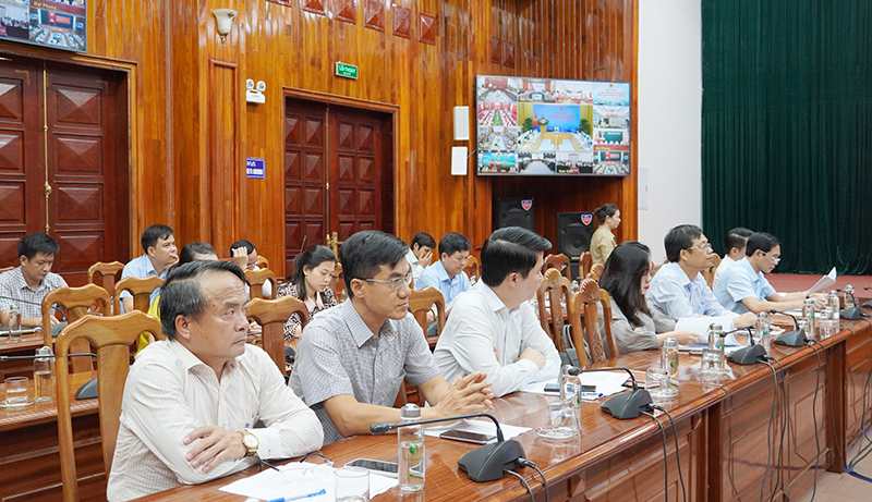 Các đại biểu dự hội nghị tại điềm cầu tỉnh Quảng Bình.