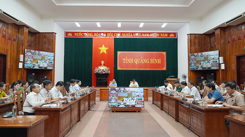 Toàn cảnh hội nghị tại điềm cầu tỉnh Quảng Bình.