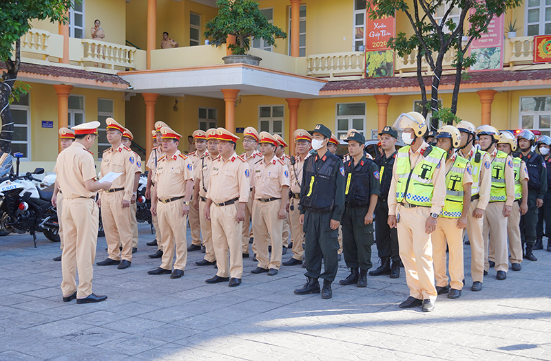 Phân công, triển khai các phương án thực hiện đợt ra quân cao điểm