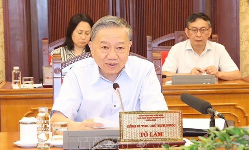Tổng Bí thư, Chủ tịch nước Tô Lâm chủ trì họp Bộ Chính trị chỉ đạo việc khắc phục hậu quả bão số 3