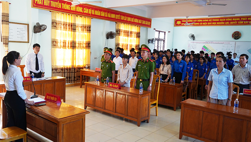 Quang cảnh phiên tòa giả định.