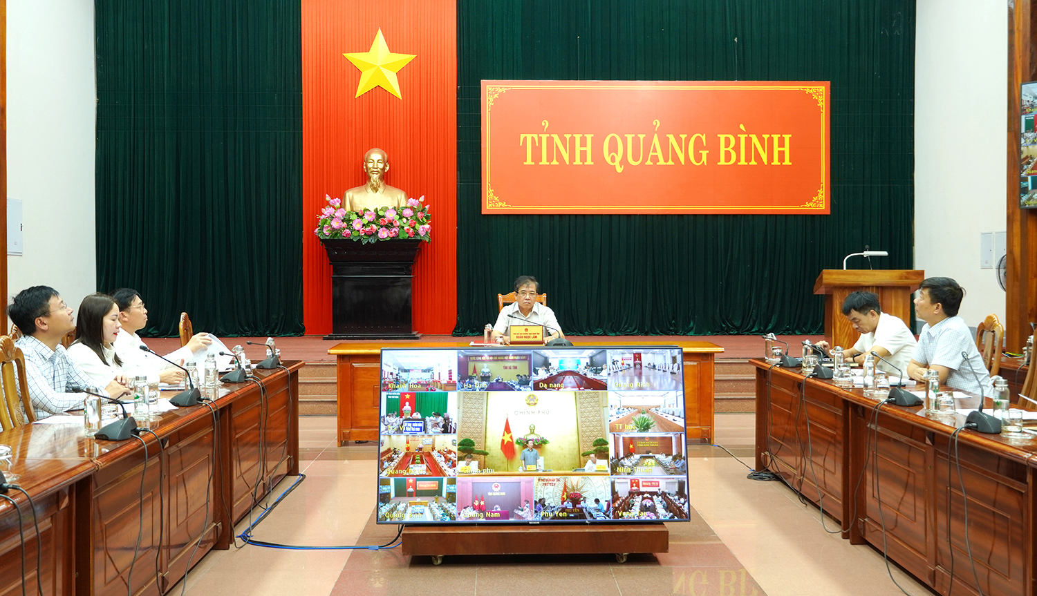 Quyết tâm gỡ cảnh báo 