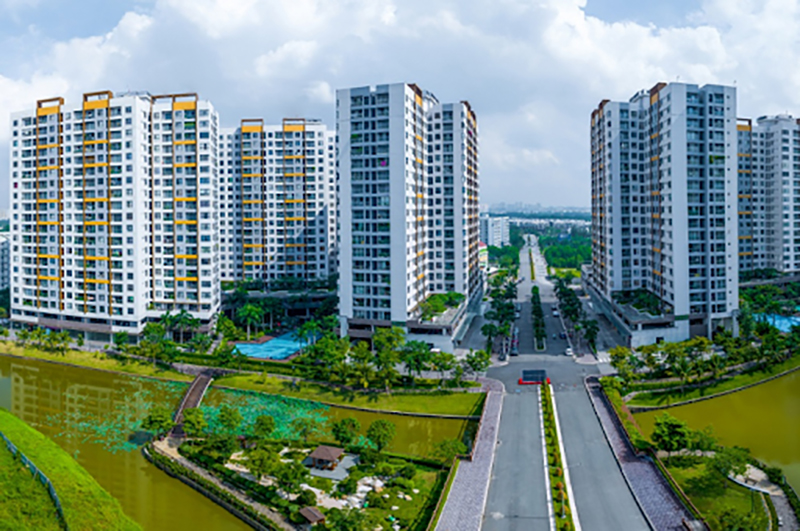 Các nhà đầu tư tập trung vào các dịch vụ cho thuê hạ tầng.